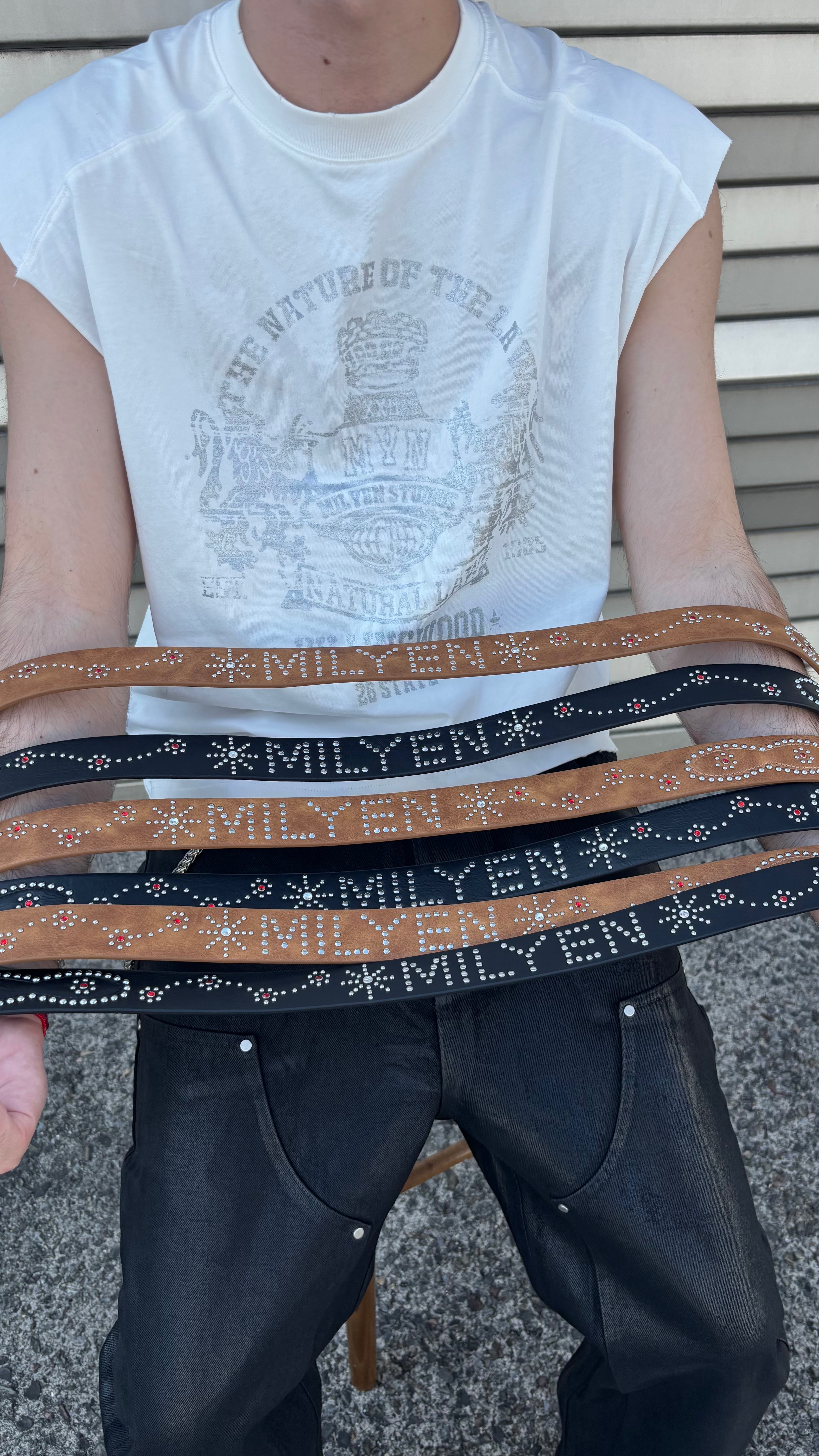 VINTAGE STUDDED BELT