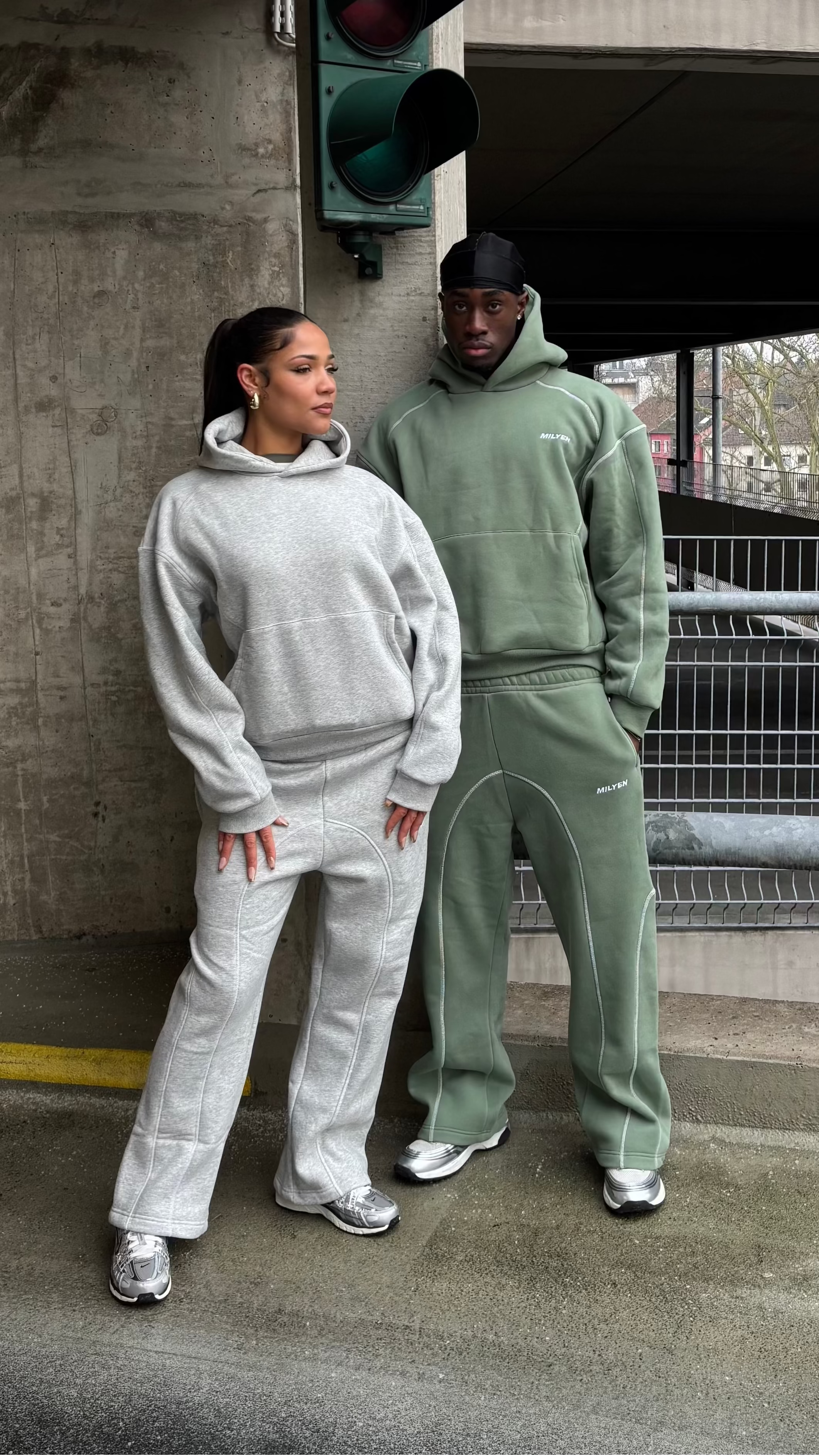 STRIPED HOODIE OLIVE